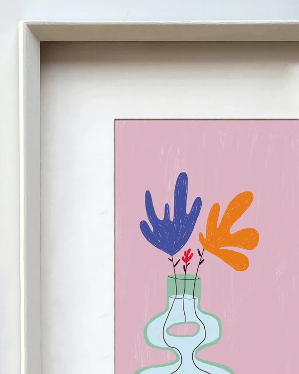 Mushi - 21 x 30 / Marco piramidal blanco liso mas paspartu blanco