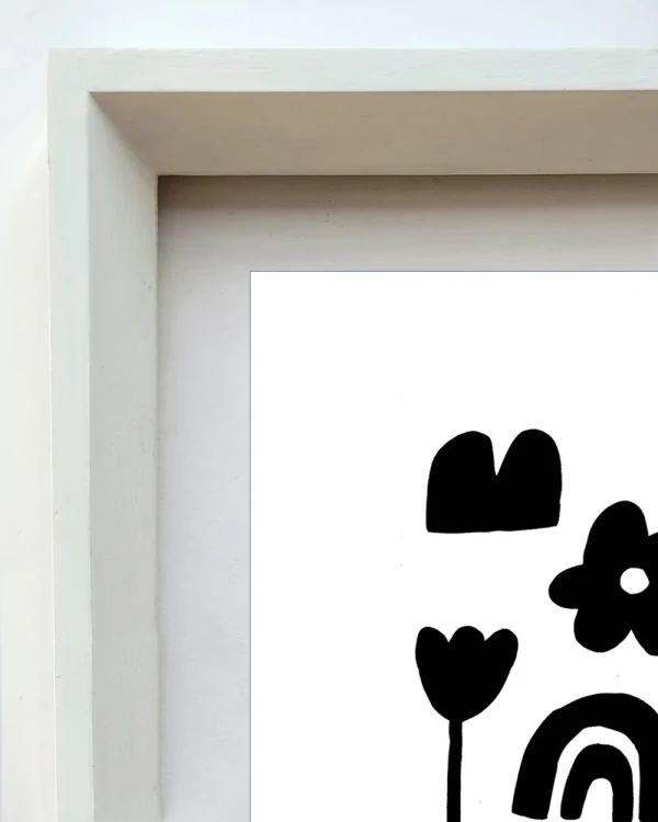 Negro - Varilla tipo triangulito blanca mas paspartu blanco / 21 x 30