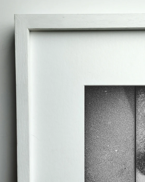 Rio - 90 x 60 / Marco en L recto blanco