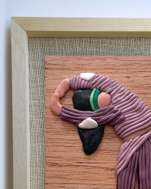 Sentimientos 6 - Marco tipo box madera + fondo arpillera white