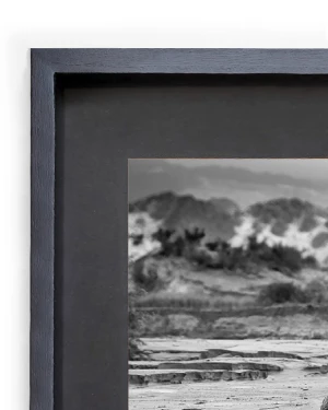 Antinaco - Marco tipo box negro con passepartout negro / 70 x 50