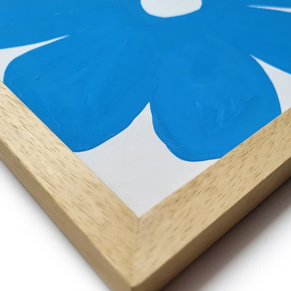 Marga 4 - Pelotitas fondo blanco - 32x32