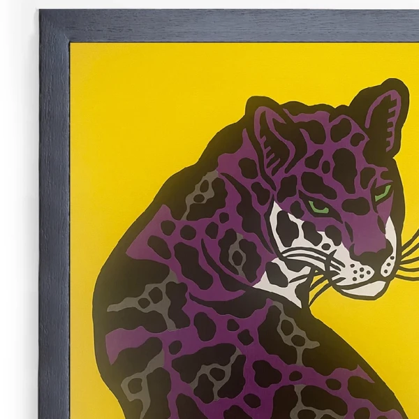 La mirada del jaguar - Púrpura / Marco negro de 1,5 x 3,5cm Pequeño - 33x24 cm