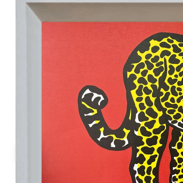 Jaguar al acecho - Naranja / Triangulito blanco grande - 50x37 cm