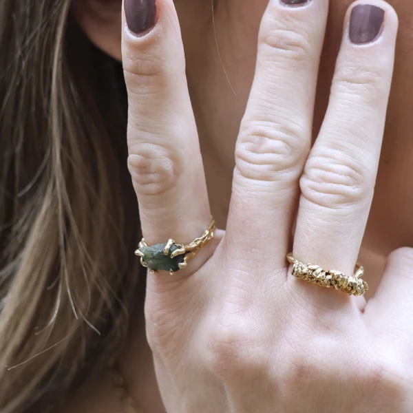 Anillo Roc - Color Oro / Color Piedra Verde / Diametro 1,89 cm