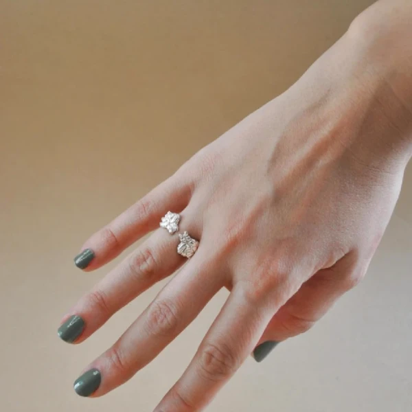 Anillo Abejitas - Color Oro / Diametro 1,98 cm