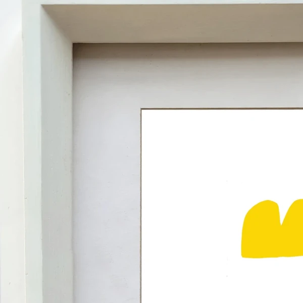 Amarillo - Varilla tipo triangulito blanco liso mas paspartu blanco / 21 x 30