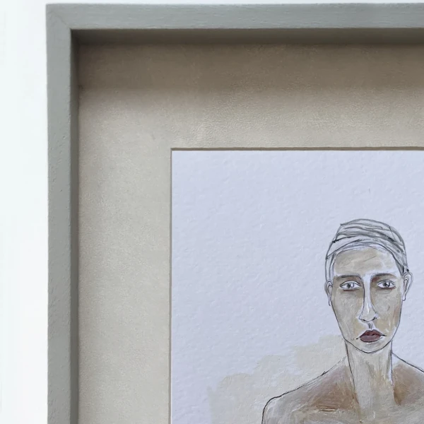 Mujer 3 - Marco tipo box gris + passepartout piedra