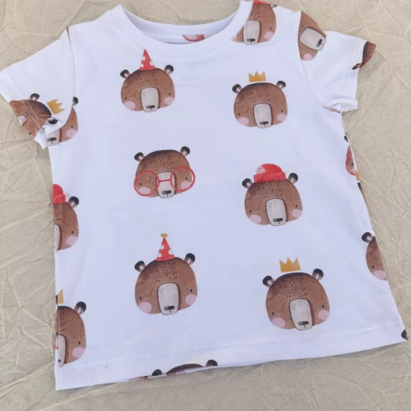 REMERA OSO