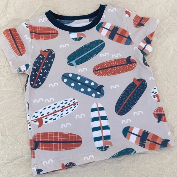 REMERA SURF