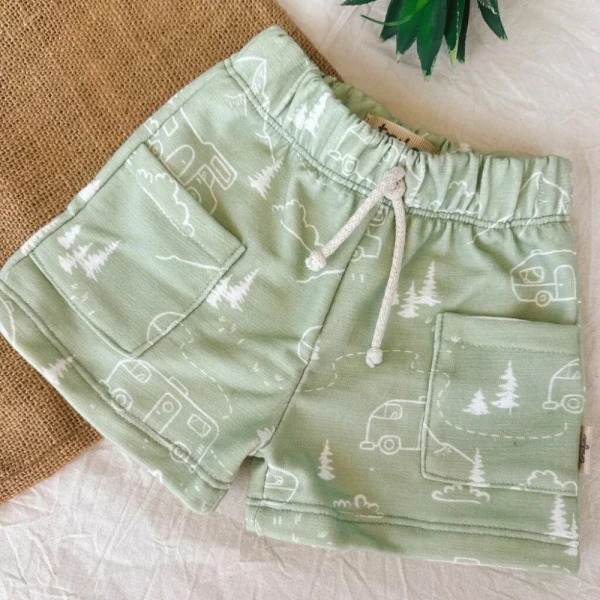 SHORT CASTOR VAN