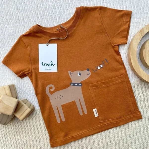REMERA WOOF MAIZ