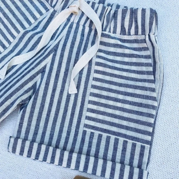 Short rayado Azul