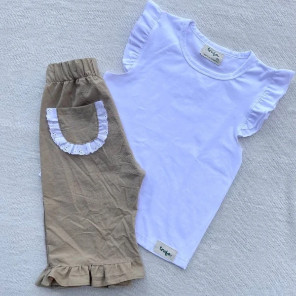 Remera Volado Blanca