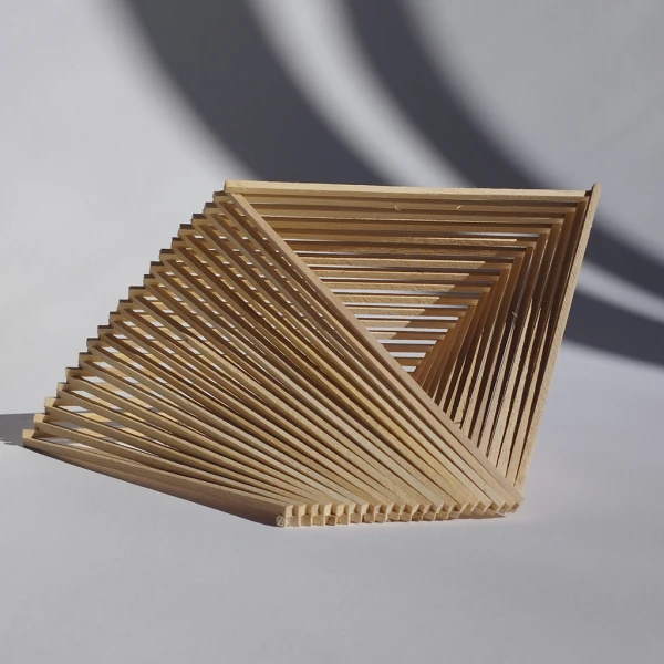 Triada N° 4