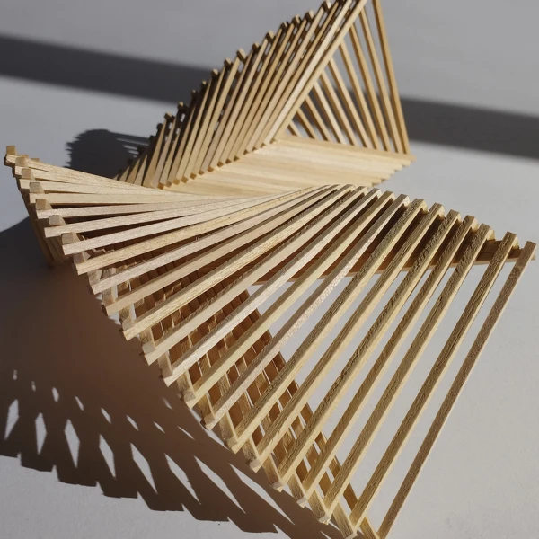 Triada N° 4