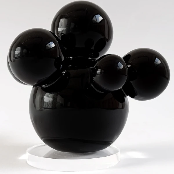 Molecule black