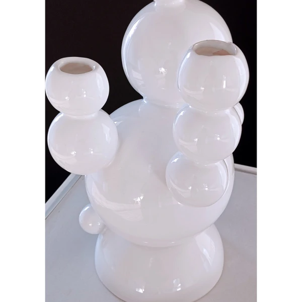 Molecule white
