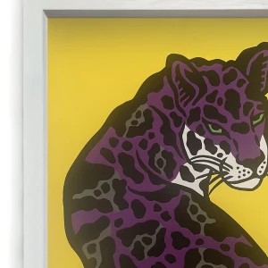 La mirada del jaguar - Púrpura / Marco Blanco 2 x 3,5cm Grande - 49x36 cm