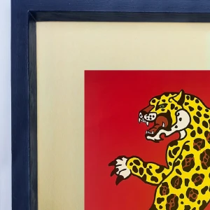 Jaguar Danzante - Rojo / Marco negro con fondo ocre grande - 57x44 cm