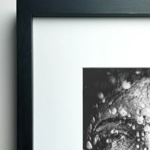 Ella - 90 x 60 / Marco en L recto negro