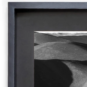 Cordillera - Marco tipo box negro con passepartout negro / 70 x 50